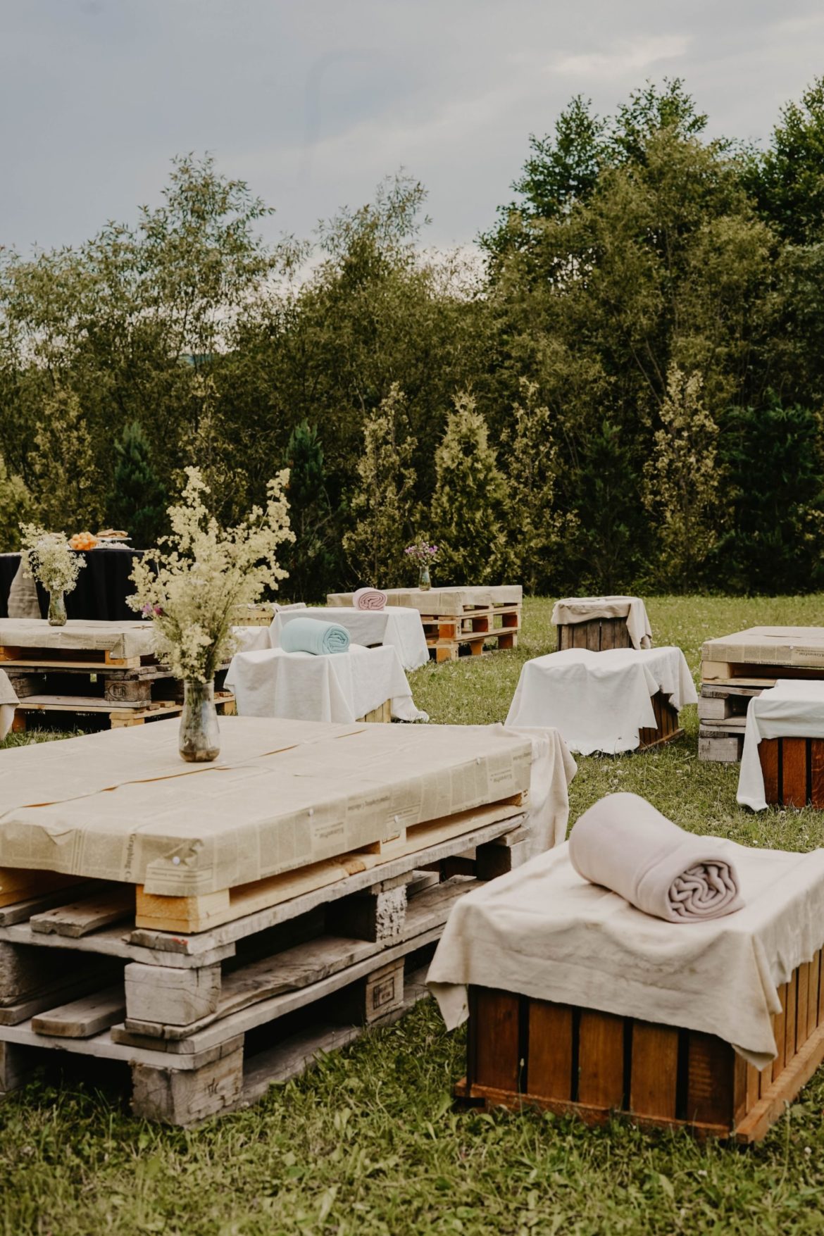 3 Tips for Hosting a Successful Outdoor Party